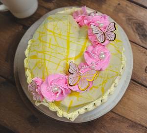 White Chocolate Heart Shape Mango Pinata Cake