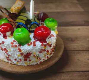 Tuty Fruity Cake.