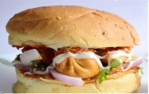 Cheesy Chicken Momos Burger