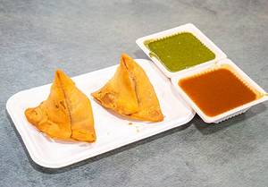 Punjabi Samosa [2 Pieces]