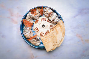 Malai Chicken Hummus & Warm Pita