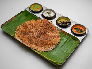 Podi Onion Uthappam