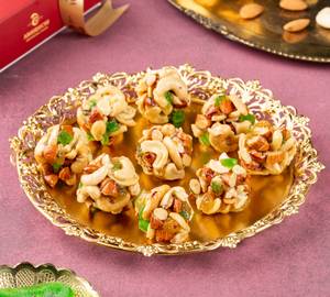 Kiwi Dry Fruit Laddu