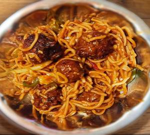 Veg Manchurian Noodles