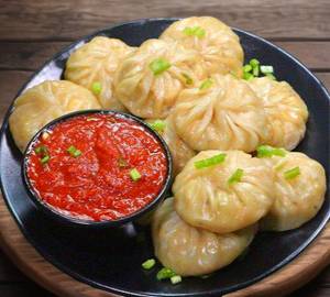 Veg steam momos [6 pieces]