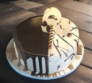 Chocolate vanilla half kg cakes