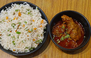 Veg Fried Rice With Chicken Kasa Combo
