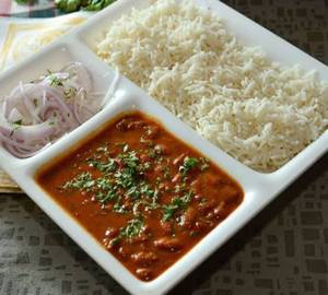 Rajmah + Chawal + 2 Tawa Roti + Salad