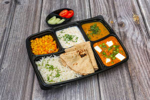 The Jain Matar Paneer Thali