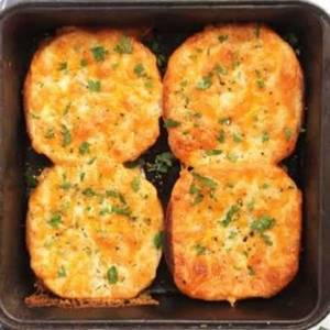 Makhani Garlic Bread