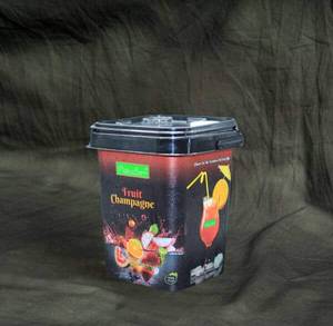 Fruit Champagne (serves 8)