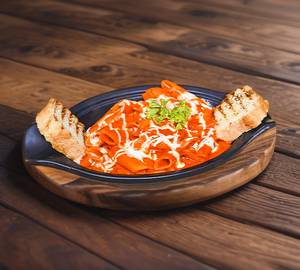 Red sauce pasta