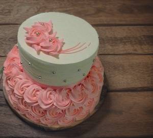 Strawberry cake (2 tier )