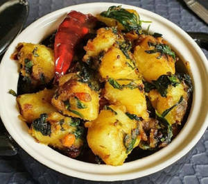 Aloo Palak [Dry]