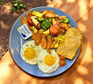 Porky Affair Breakfast