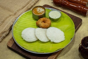 Idli [3 Pcs] With 1 Vada