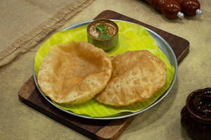 Poori Chenna [2 Pcs].