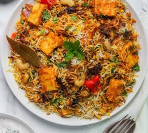 Kaaju Paneer Biryani [Full]