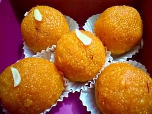 Motichoor laddu