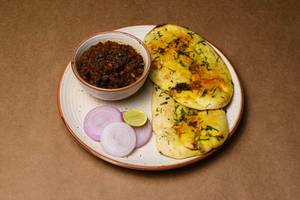 Chicken Keema Kulcha