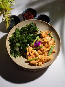 Crackling Spinach Chicken