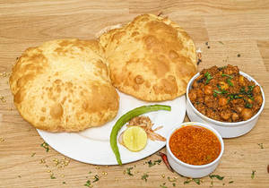 Choley Bhatura