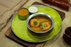 Sambar Vada [2 Pcs]