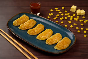 Corn Cheese Steamed Momos (6 Pcs)