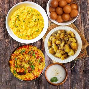 Saadi Khichdi + Masala Khichdi + Aloo Jeera + 2 Gulab Jamun