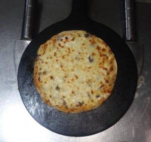 Cream Of Mushroom And Cheese Pizza