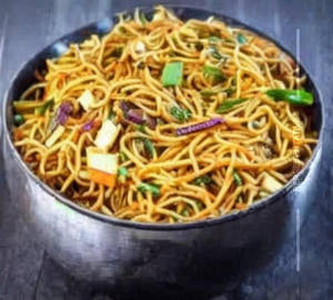 Jain Schezwan Paneer Noodles