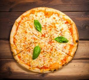 Double Cheese Margherita Pizza