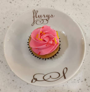 Vanilla Funfetti Cupcake