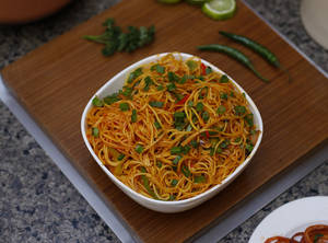 Chicken Schezwan Noodles