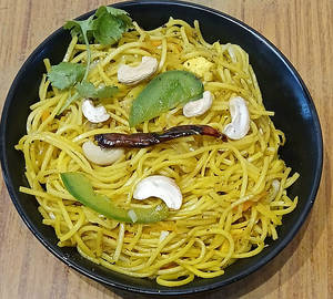 Veg Singapore Noodles( Full)