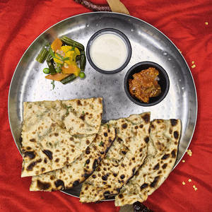 Mix Veg Paratha