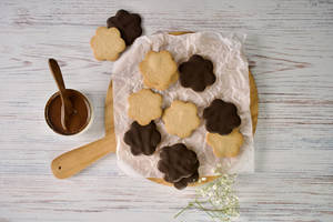 Mocha Thins