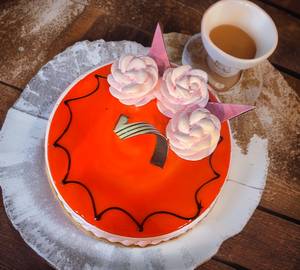 Strawberry Cake Eggless