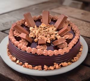 Chocolate kitkat cake