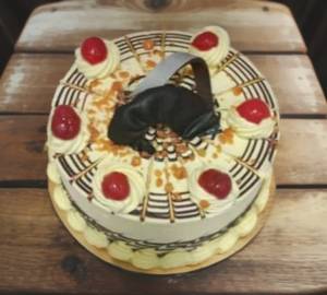 Butter Scotch Crunch Cake