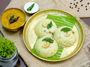 Ghee Pongal with Chutney and Pappu