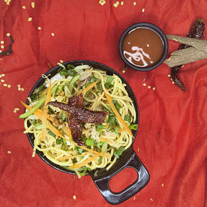 Veg Chilli Garlic Noodles