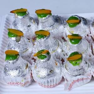 Kaju Kalash