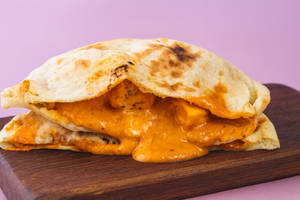 Delhi Paneer Makhani Naan Turnover [2 Pockets]