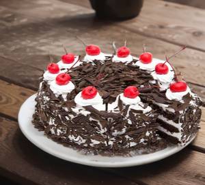 German Black Forest Cake 450 Gm