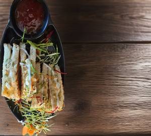 Grilled Paneer Sandwich [4Pieces]