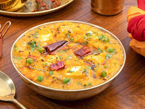 Masala Khichdi With Aloo Jeera