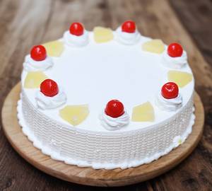Pineapple Cake 450 Gm