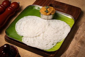 Idiyapam Vada Curry (3 Pcs)