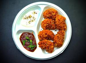 Chicken Kurkure Momos